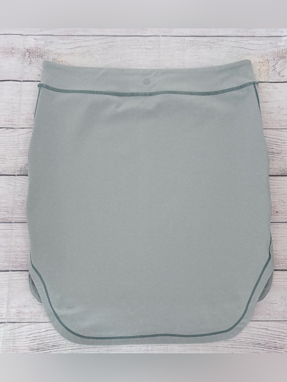LULULEMON City Skirt Size 8
